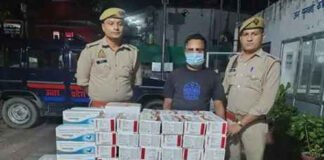 प्रतिबंधित नशीले कैप्सूल की कार से तस्करी में एक गिरफ्तार