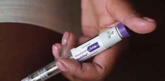 वजऩ घटाने (Weight Loss) वाली नकली दवाइयों की फैक्ट्री का भंडाफोड़