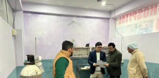 पंजीकरण बगैर संचालित तीन प्राइवेट अस्पताल सील किए