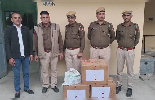 ड्रग रैकेट का भंडाफोड़ कर 12 हजार प्रतिबंधित गोलियां जब्त