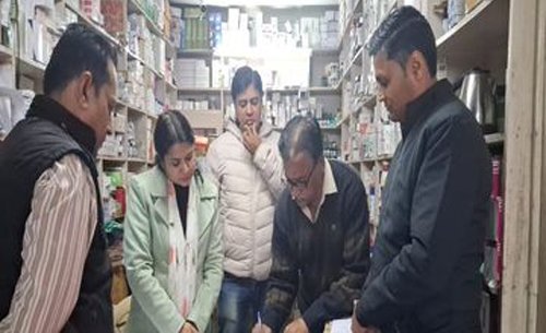 प्रतिबंधित एलर्जी की दवा की अवैध बिक्री का भंडाफोड़