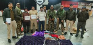 प्रतिबंधित कफ सिरप की ट्रेन से तस्करी पकड़ी