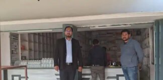 मेडिकल स्टोर बिना फार्मासिस्ट के चलने पर सील किया
