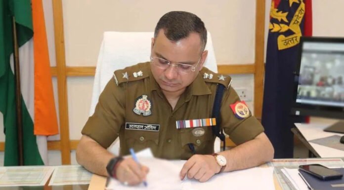 मेडिकल स्टोर पर फर्जी रेड, 5 पुलिसकर्मी सस्पेंड