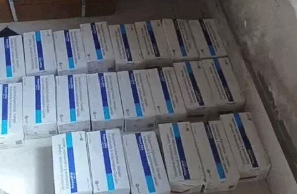 कोरेक्स सिरप के सप्लायर से 8 लाख की दवाएं बरामद