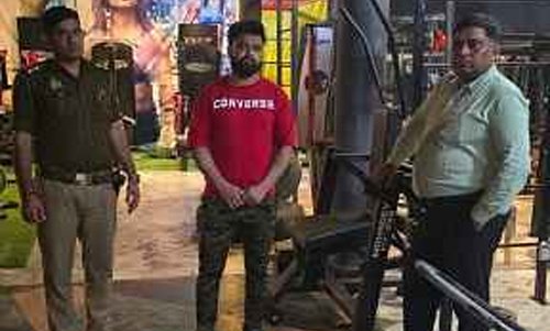 दो जिमों पर रेड, स्टेमिना बढ़ाने के 20 इंजेक्शन बरामद