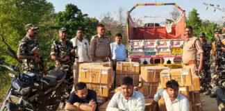 नशीली दवा की सीमा पर तस्करी पकड़ी, तीन तस्कर गिरफ्तार