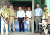 अवैध मेडिकल स्टोरों पर छापेमारी, भारी मात्रा में दवाएं जब्त