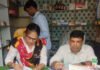 अवैध मेडिकल स्टोर पर रेड कर भारी मात्रा में एलोपैथिक दवाएं जब्त