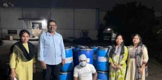 अवैध फार्मेसी का भंडाफोड़ कर 34 लाख का एपीआई स्टॉक जब्त किया