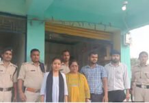 लाइसेंस बगैर संचालित दवा दुकान पर रेड, 66 प्रकार की दवाएं जब्त