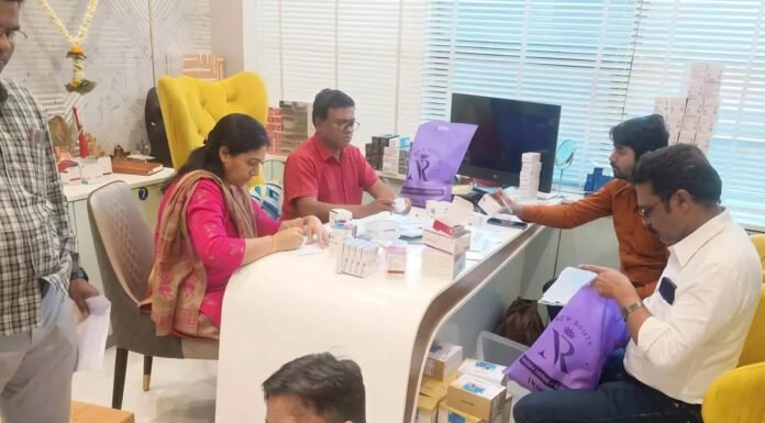 स्किन क्लिनिक पर एलोपैथिक दवाओं की अवैध बिक्री का भंडाफोड़