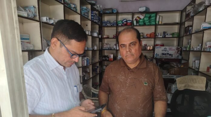 मेडिकल स्टोर पर अवैध रूप से स्टेरॉयड बेचने का मामला पकड़ा