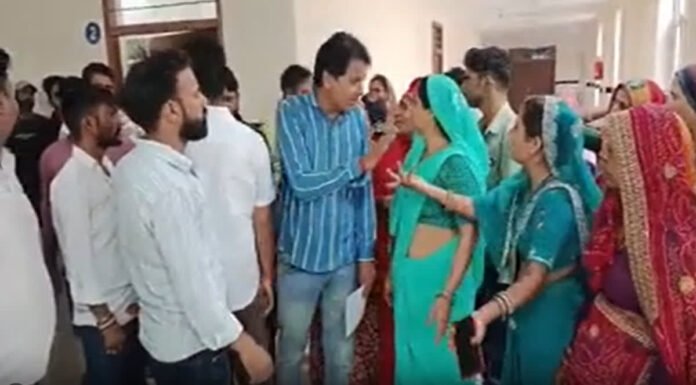 गर्भवती के पेट से भ्रूण गायब! अस्पताल में परिजनों का हंगामा