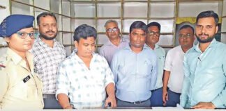 अवैध मेडिकल स्टोर में छापेमारी, 80 प्रकार की दवाएं जब्त