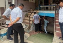 पंजीकरण के बिना चल रहा प्राइवेट अस्पताल बंद कराया