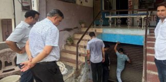 पंजीकरण के बिना चल रहा प्राइवेट अस्पताल बंद कराया