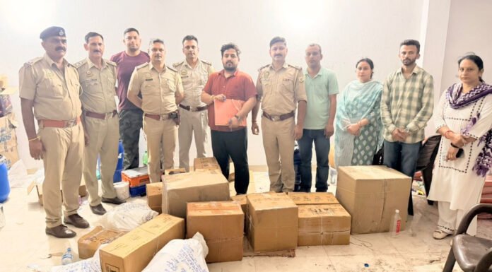 बंद गोदाम से नशीली गोलियां-इंजेक्शन बरामद, कंपनी मालिक पर केस