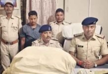 नशीली गोलियों के साथ सीमा पर तस्कर गिरफ्तार