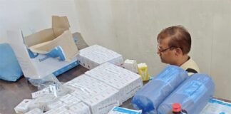 निजी हॉस्पिटल की छत पर सरकारी सप्लाई की 251 दवाएं मिली