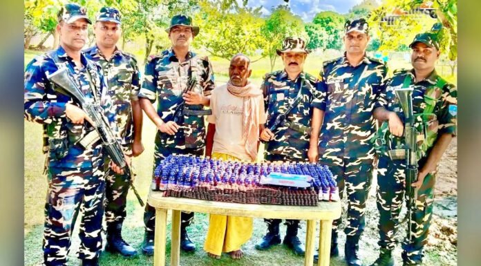 सिरप और टेबलेट के साथ नेपाल सीमा पर तस्कर अरेस्ट