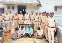 नशीली दवा अल्प्राज़ोलम की तस्करी पकड़ी, 4 अरेस्ट