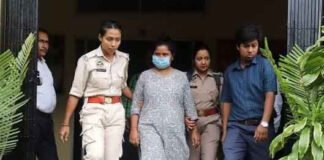 ड्रग इंस्पेक्टर दंपत्ति सस्पेंड, रिश्वतखोरी का आरोप