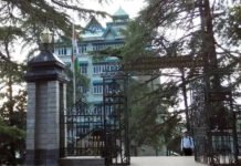 नकली दवा रैकेट पर हाईकोर्ट सख्त, सरकार को थमाया नोटिस
