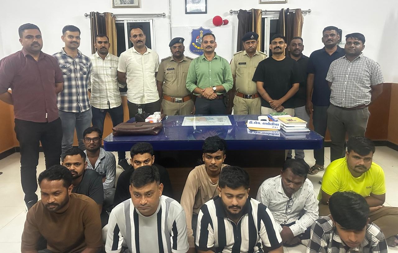 सेक्स स्टैमिना बढ़ाने वाली दवा के नाम पर ठगने वाले गिरोह का भंडाफोड़