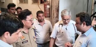 नर्सिंग होम में निरीक्षण पर डाॅक्टर नहीं मिले तो बंद कराया