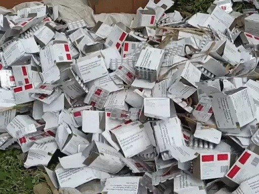 कुएं से दवा जब्त मामले में आगरा से तीन आरोपी दबोचे
