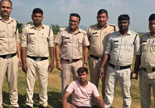 नशीली दवा की अवैध बिक्री का भंडाफोड़, मुख्य आरोपी फरार