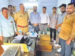 चिकित्सा डिग्री के बिना इलाज करते पकड़ा फर्जी डॉक्टर